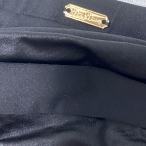 Beach Bunny Bikini Set Brazilian Cut Bottoms Triangle Top Black Size Medium - Picture 13 of 15